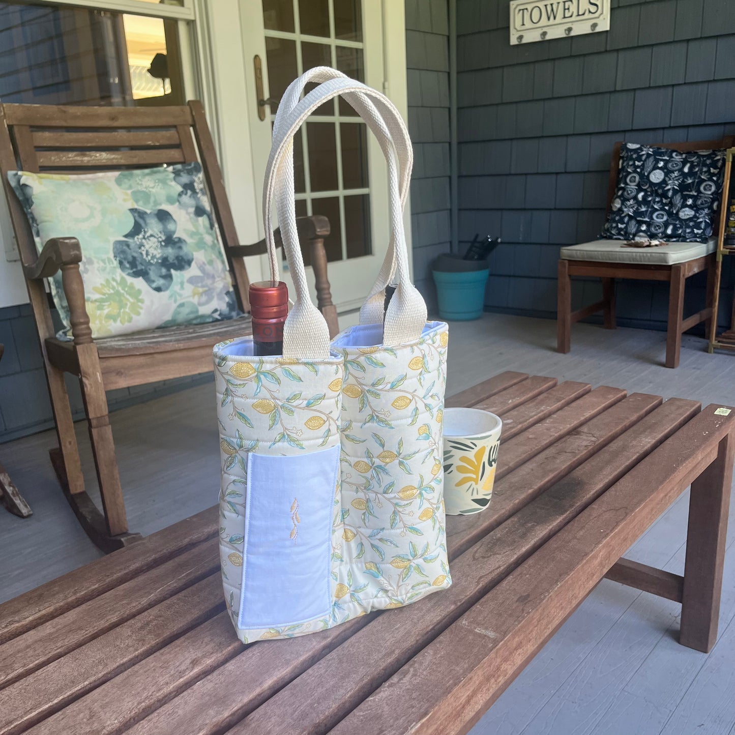 Double Wine Tote - in Lovely Lemons