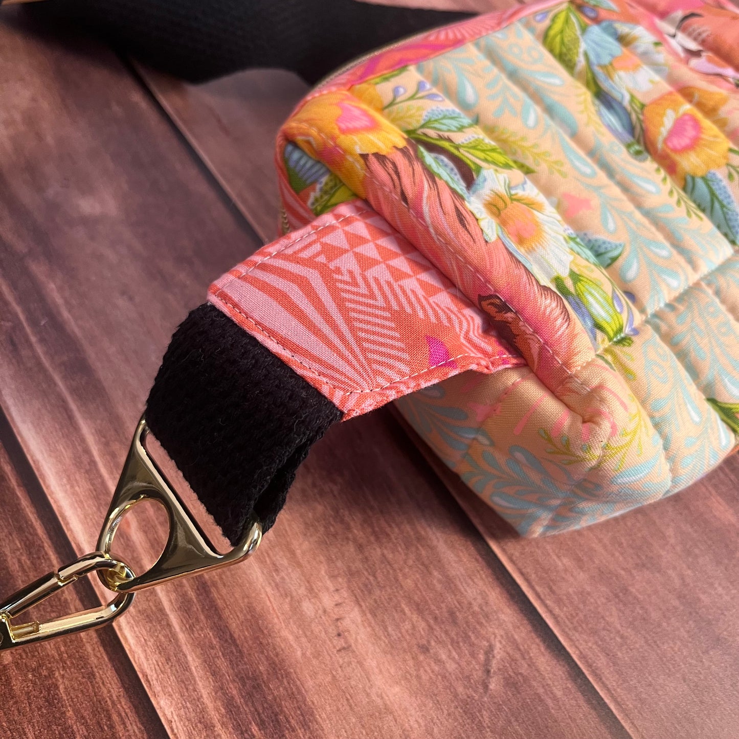 Quilted Fanny Pack - Bold Lion