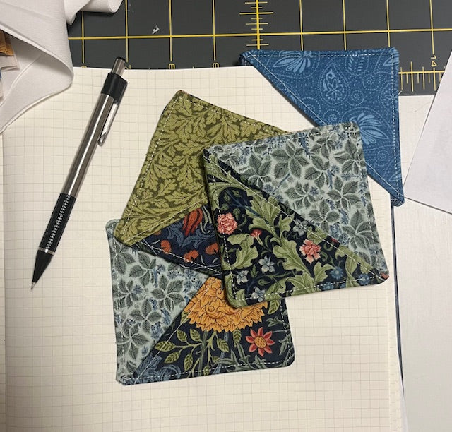 Bookmark Corners - set of 4 - Scrappy Blue Victoria