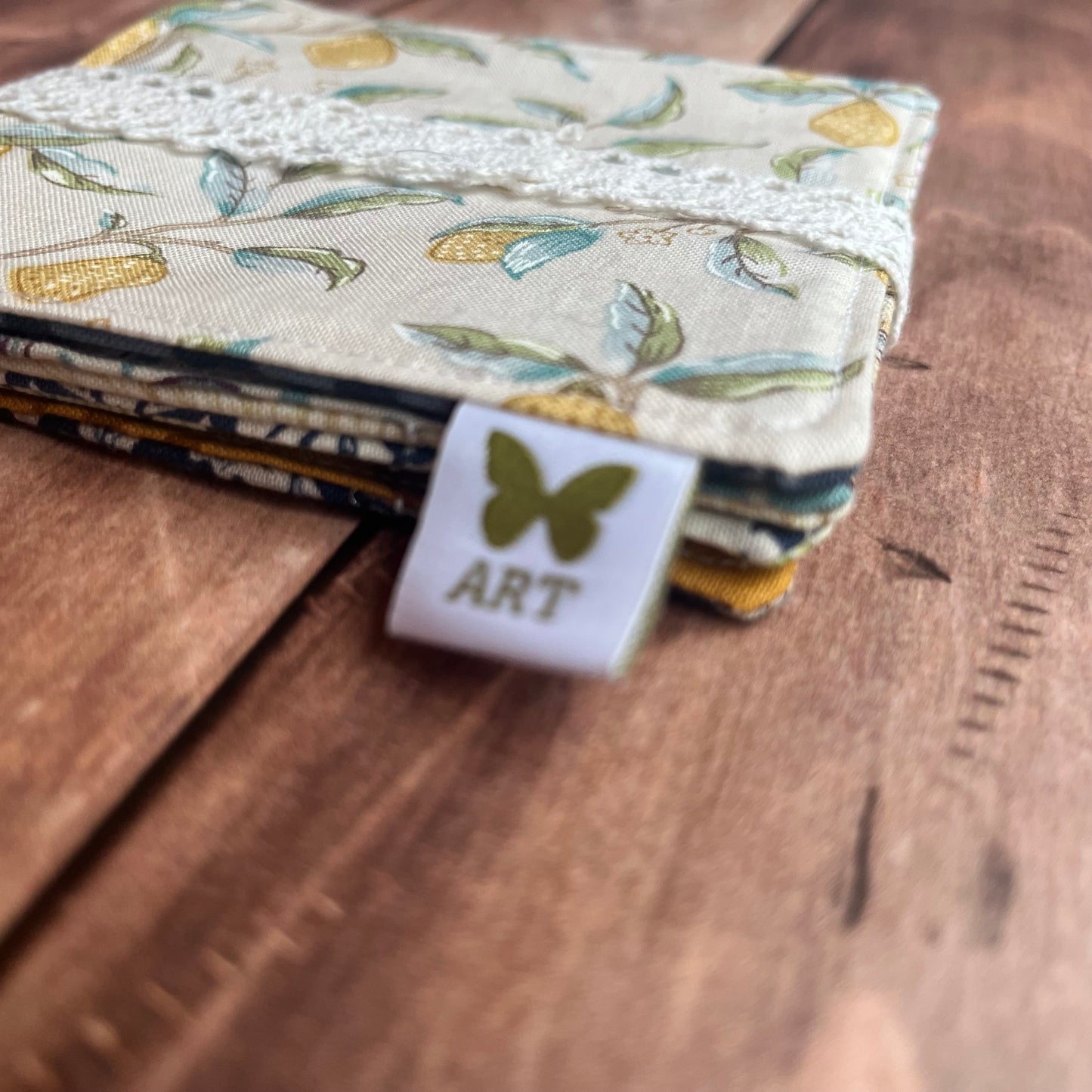 Cloth Coasters - Set of 4 - Classic Victoria