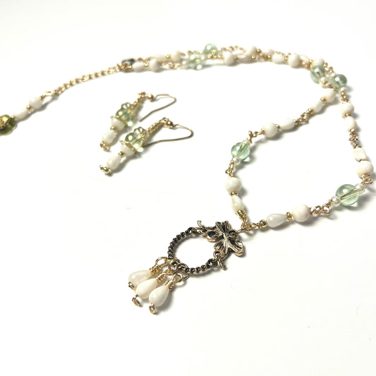 Anne Boleyn Green and Seashell Necklace and Earring set