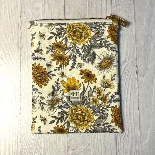Kindle Sleeve - Bees in the Lavender (slim light yellow version)