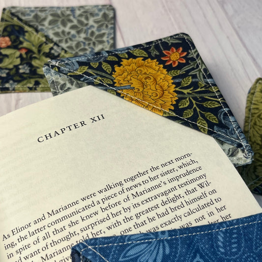 Bookmark Corners - set of 4 - Scrappy Blue Victoria